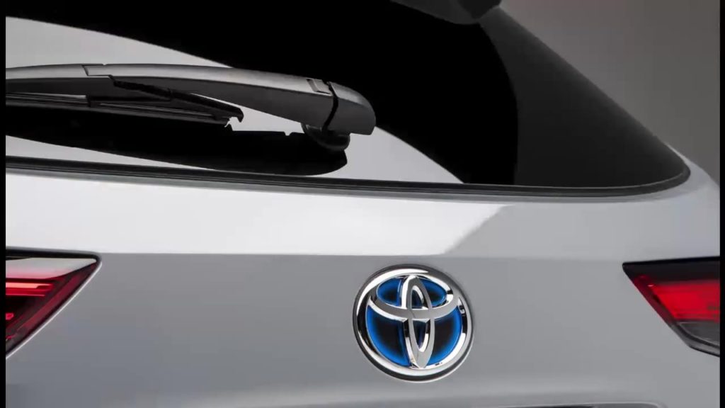 2023 Toyota Corolla Cross Hybrid teaser