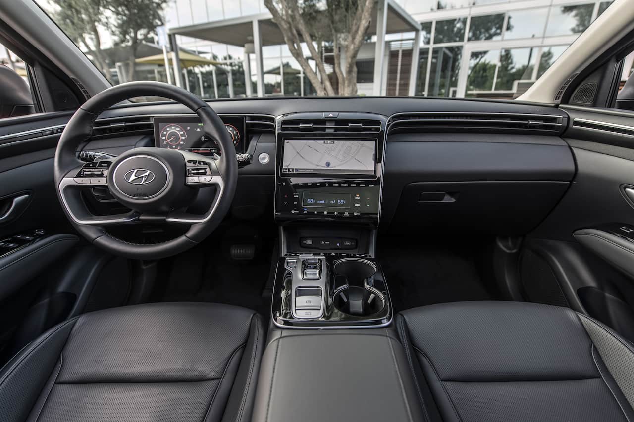New Hyundai Tucson interior dashboard