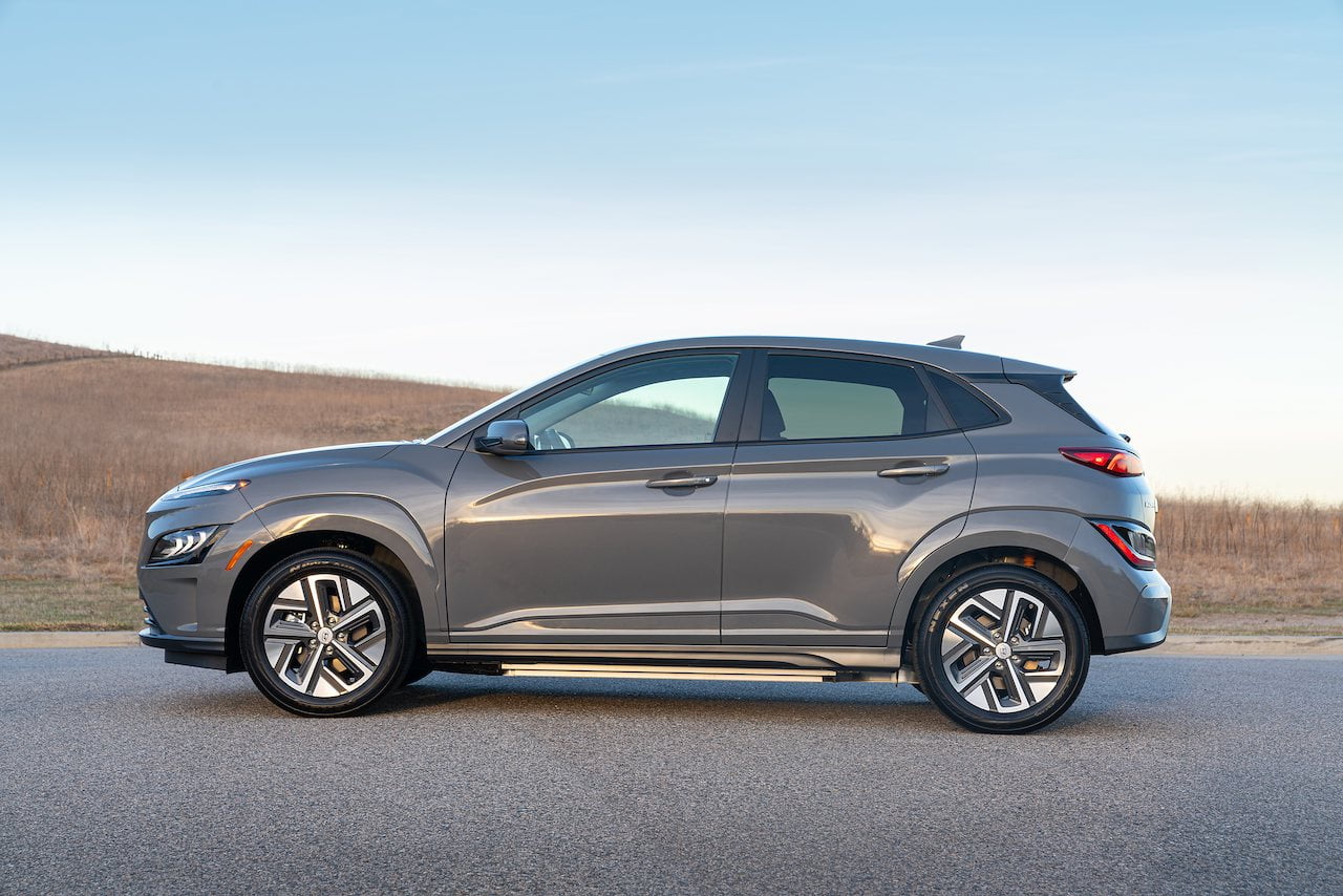 US-spec 2022 Hyundai Kona Electric profile side