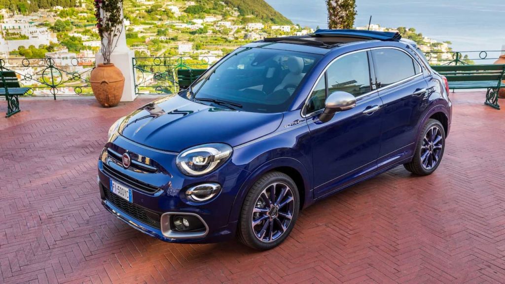 Fiat 500X Yachting convertible front three quarters