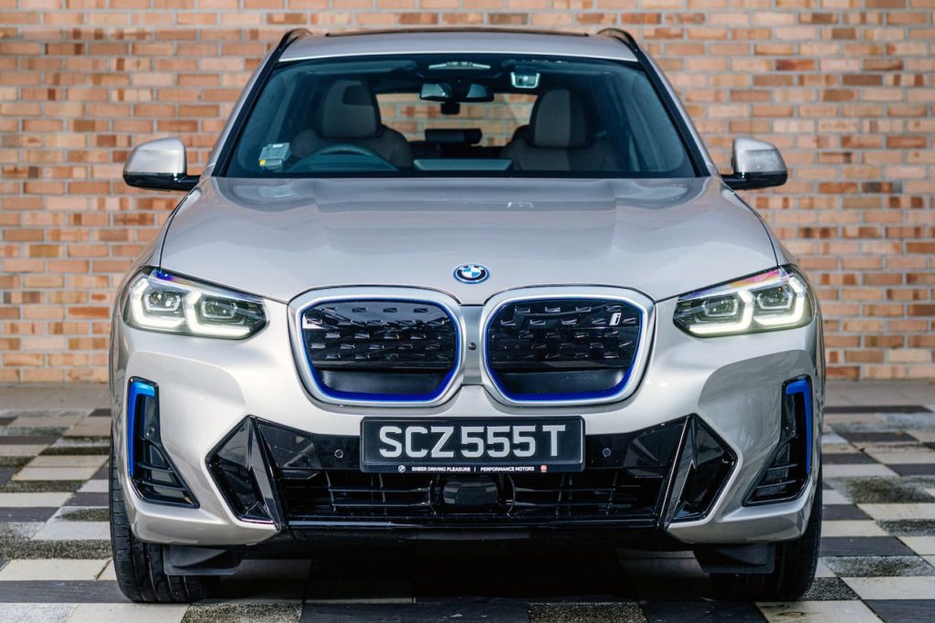 2022 BMW iX3 facelift front live image