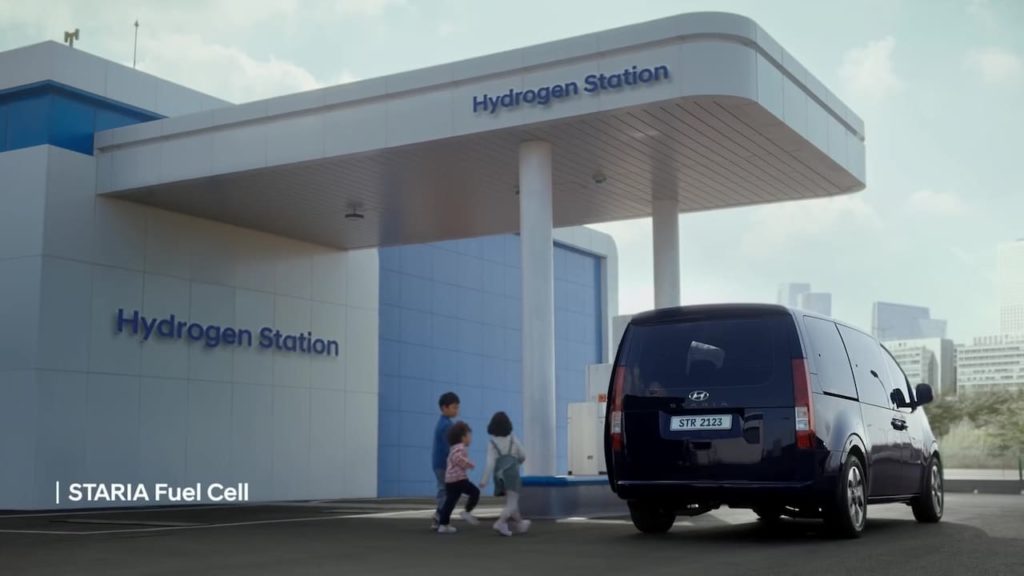 Hydrogen-powered Hyundai Staria Fuel Cell EV