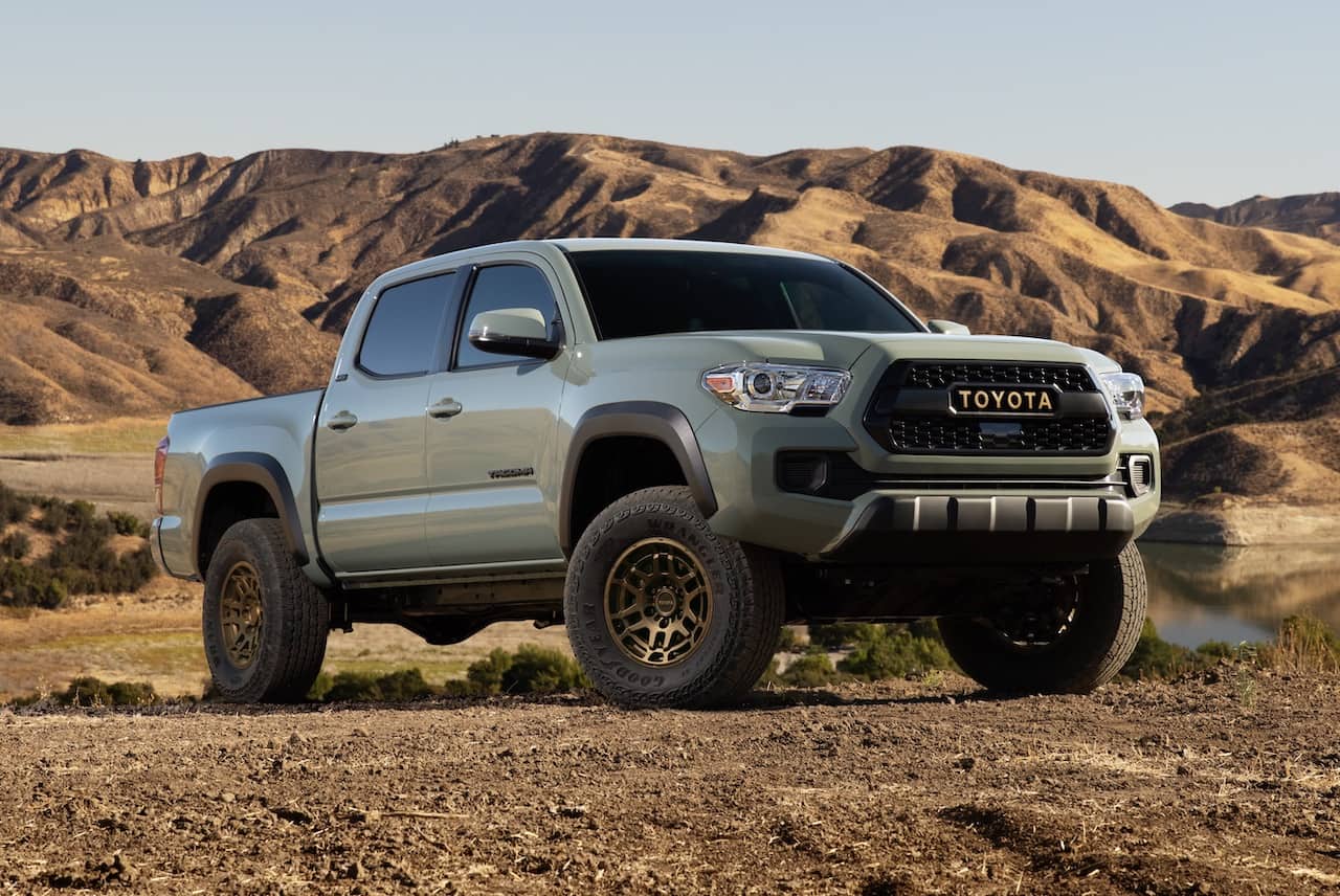 Next-gen Toyota Tacoma (2023 launch) spotted, could be another hybrid pickup