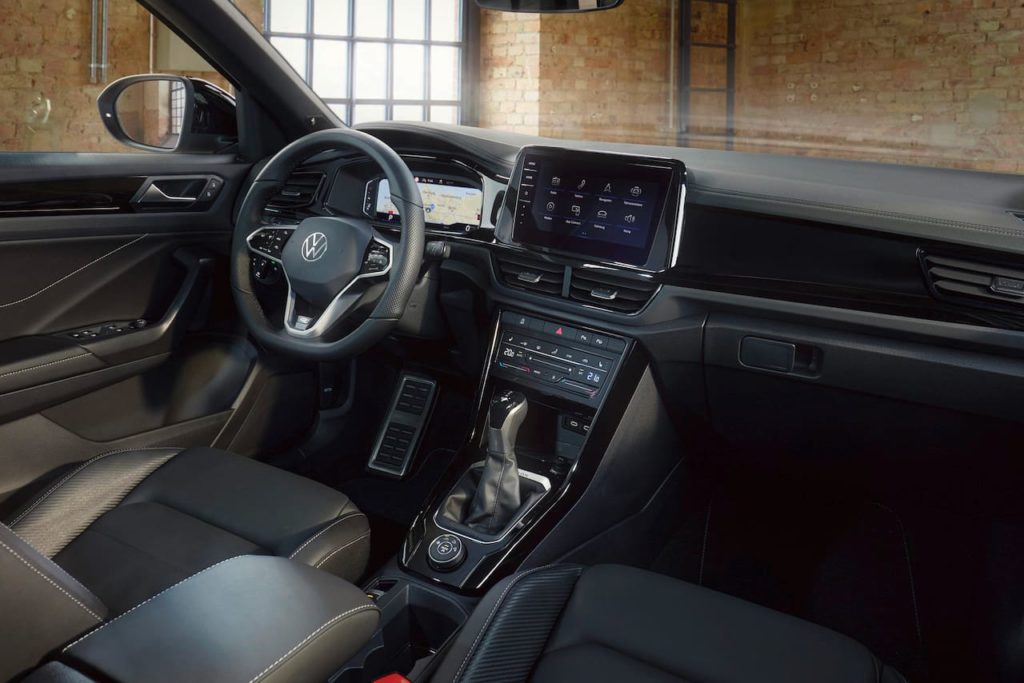 2022 VW T-Roc interior dashboard