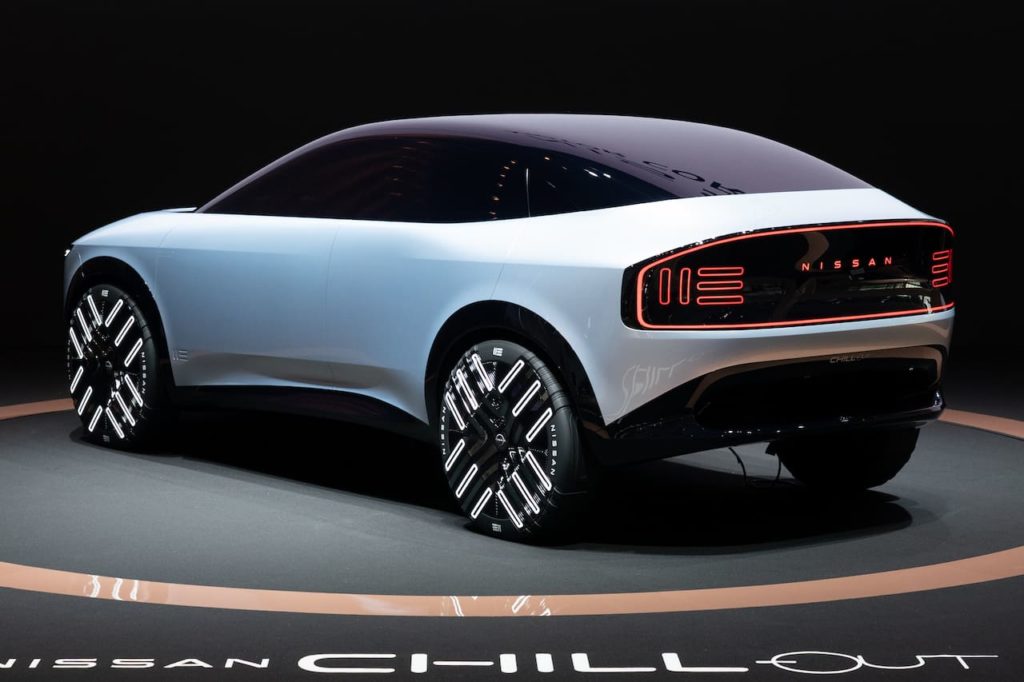 Nissan Chill-Out concept rear quarter live image