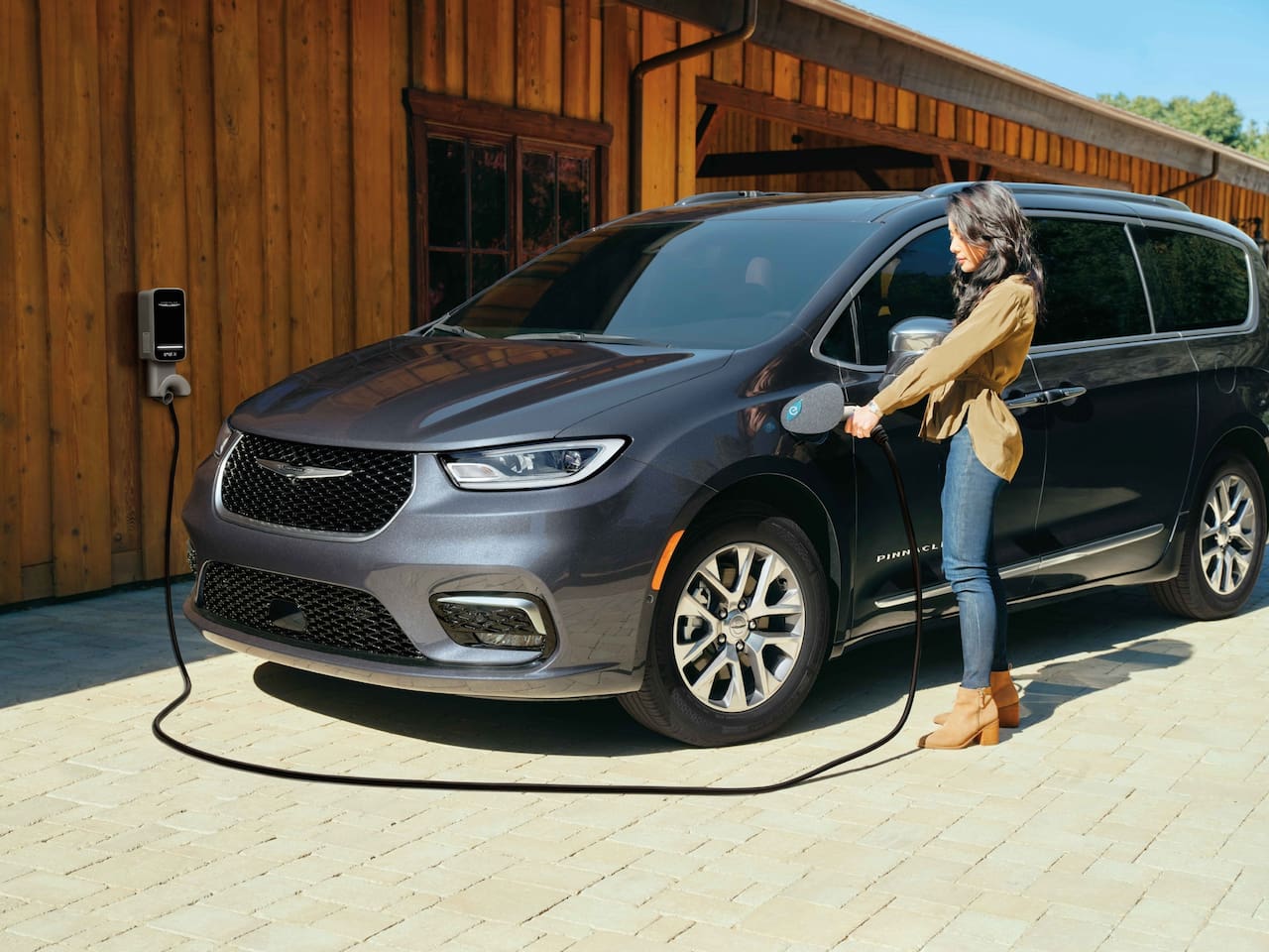 2022 Chrysler Pacifica Hybrid charging home charger