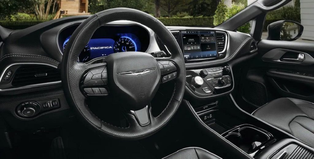 Chrysler Pacifica Hybrid interior