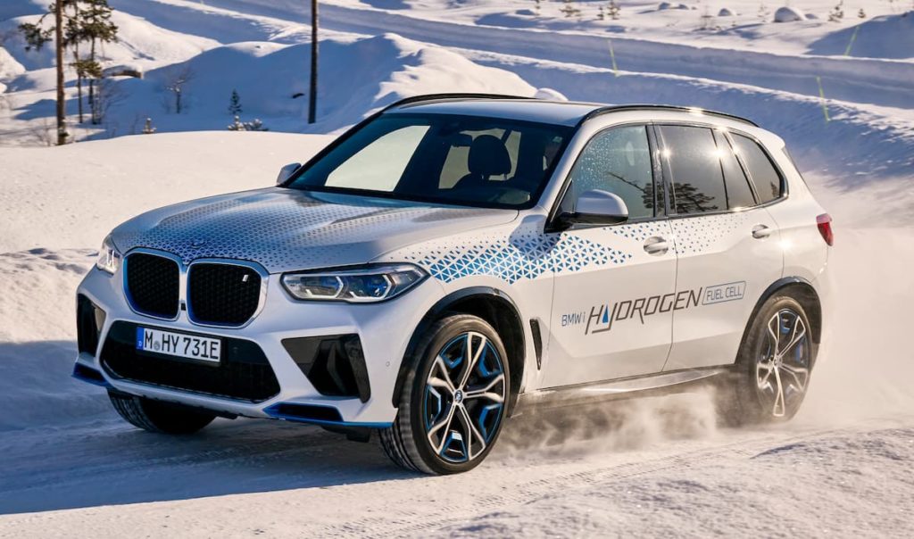 BMW iX5 Hydrogen Winter Test