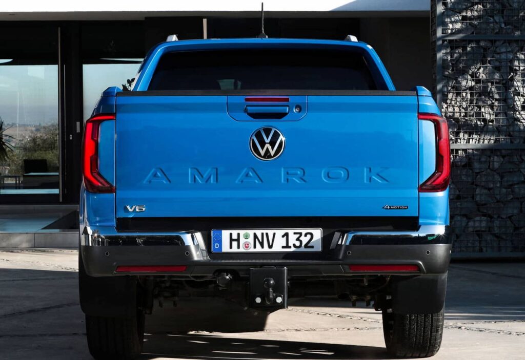 2023 VW Amarok rear
