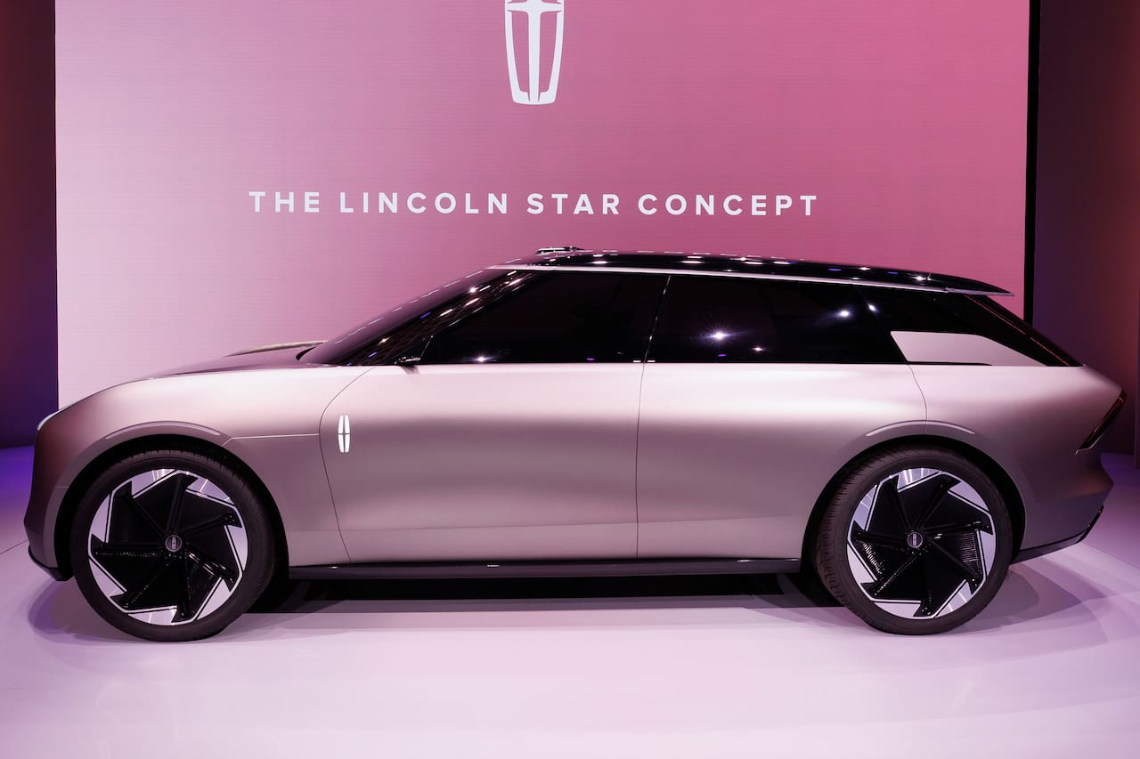 Lincoln Star concept side profile