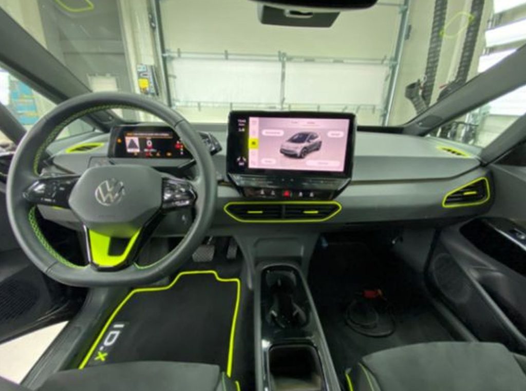 Volkswagen ID X Concept (VW ID.3 GTX) interior