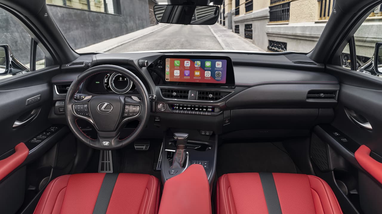 2023 Lexus UX 250h interior