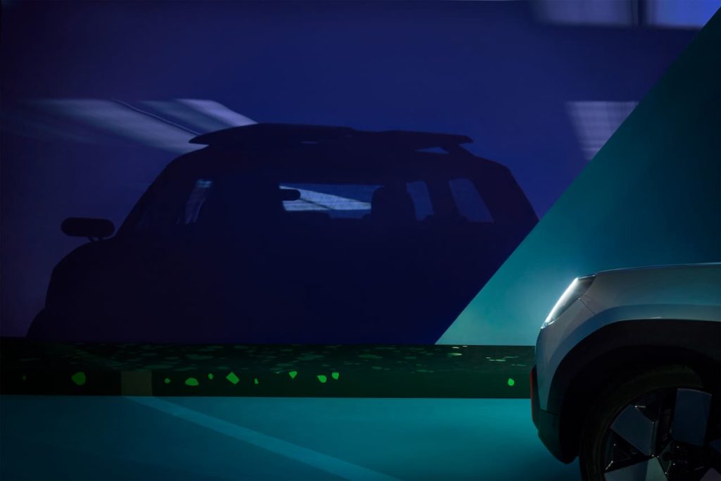 MINI electric crossover concept teaser