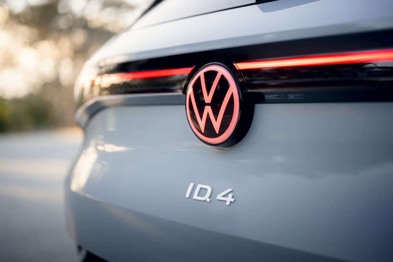 2023 VW ID.4 illuminated rear VW logo