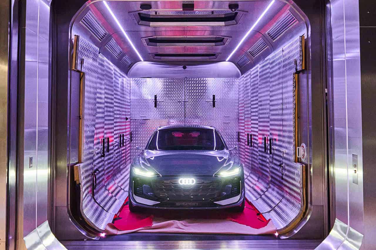 Audi A6 Avant e-tron concept front Museum of the Future