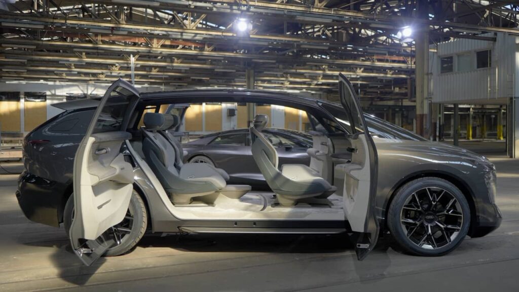 Audi urbansphere concept interior cabin seats live image