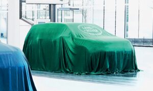 Land Rover EV teaser (possibly Discovery Electric)