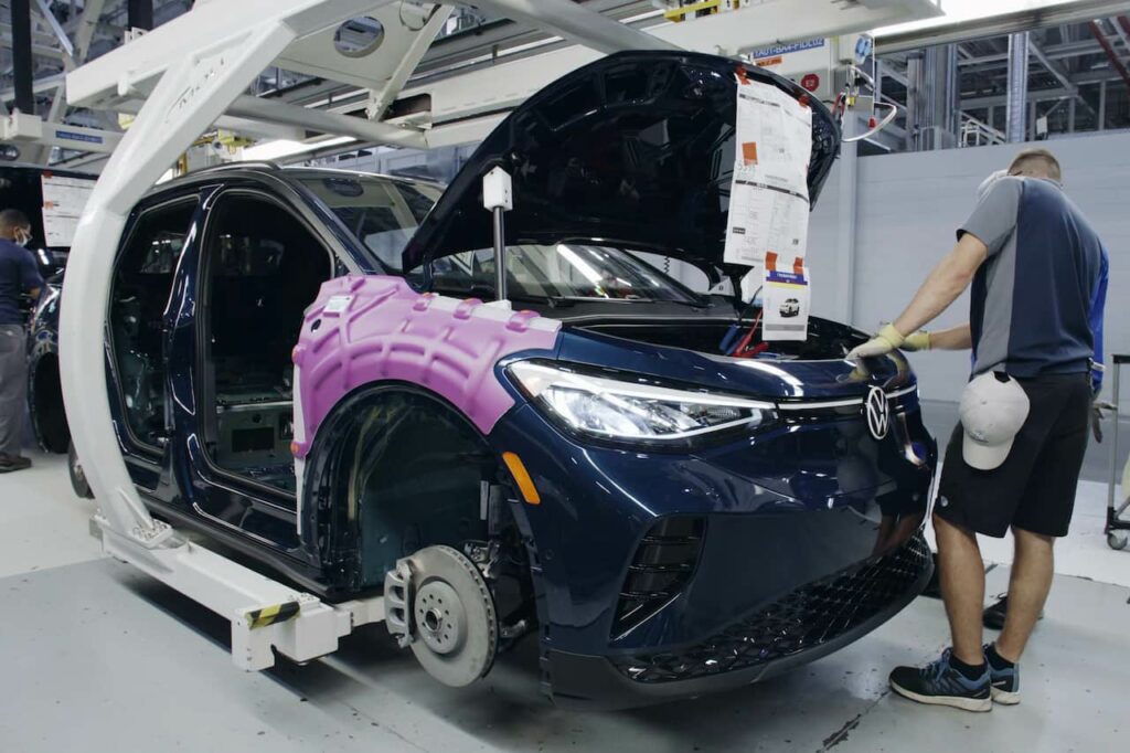 US-spec 2023 VW ID.4 Chattanooga assembly line