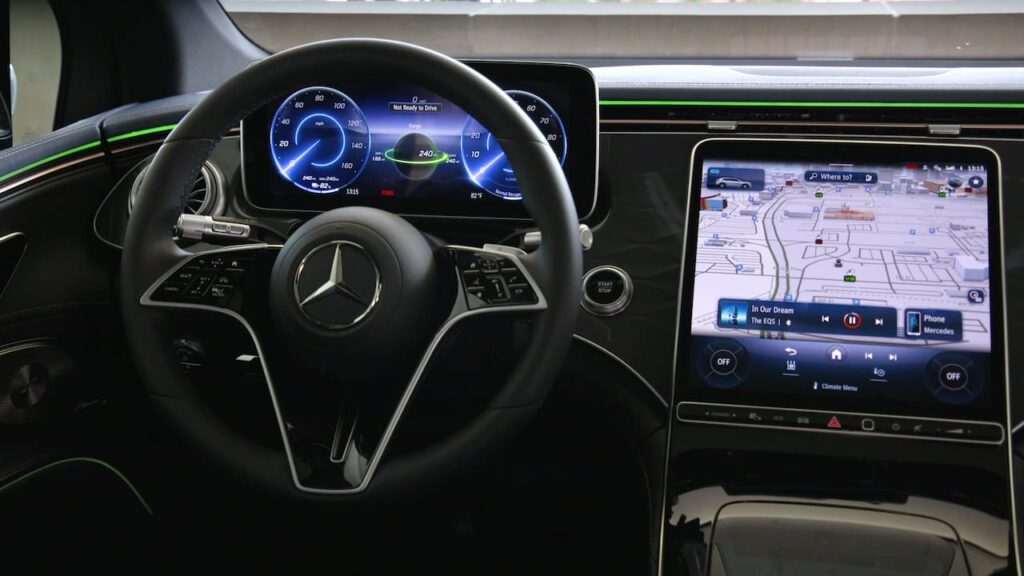 Mercedes EQS SUV interior without MBUX Hyperscreen