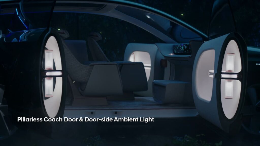 Hyundai SEVEN Concept coach doors