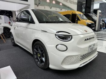 First Look Review: The Abarth 500e is a city hopper on steroids