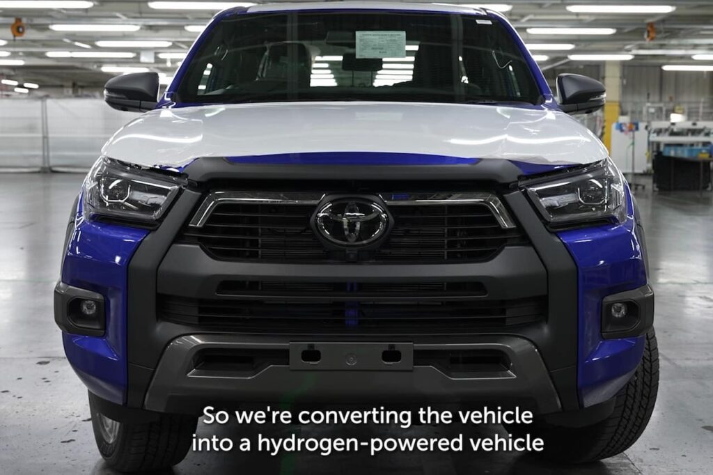 Toyota Hilux hydrogen prototype front