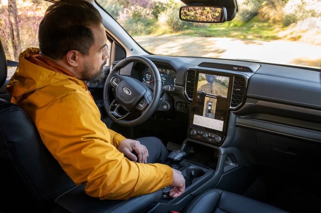 2024 Ford Ranger Lariat interior dashboard
