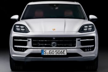 2024 Porsche Cayenne inducts new plug-in hybrid variants [Update]