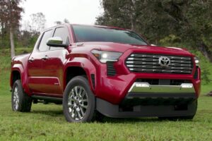 2024 Toyota Tacoma Hybrid Limited front three quarter right side
