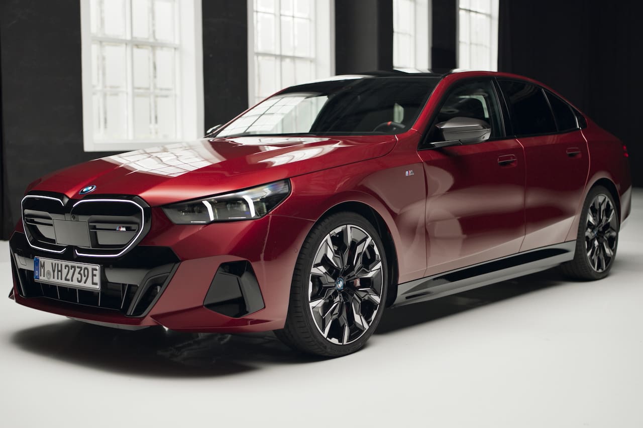 Redesigned BMW X2 and electric iX2 revealed with wackier and more  coupe-like styling, iDrive 9