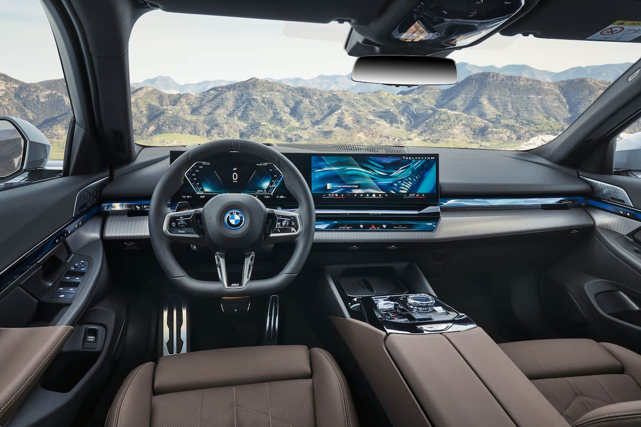 BMW i5 Electrified 5 Series heads to U.S. dealers this fall