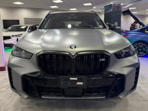 2024 BMW X5 M60i front