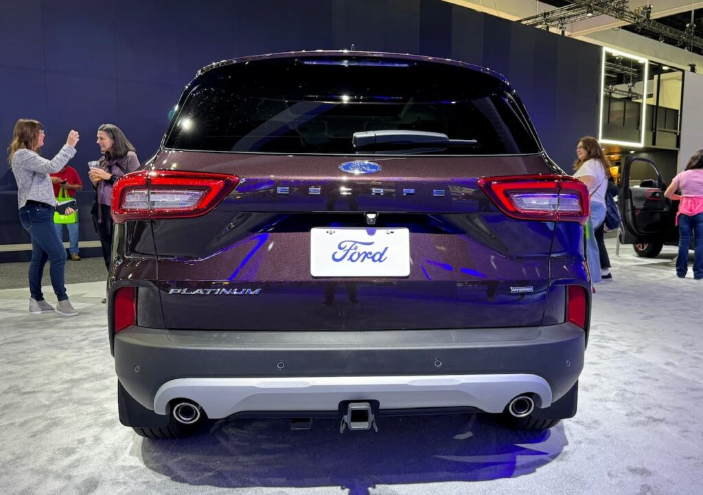 2024 Ford Escape Hybrid Platinum rear
