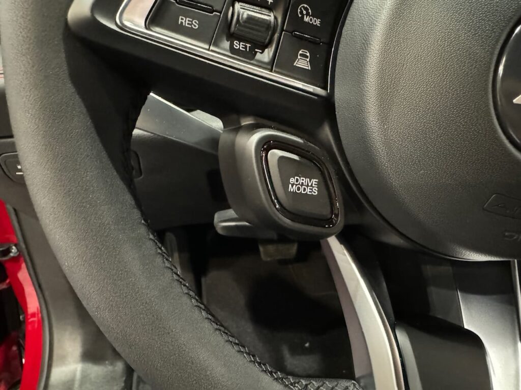 2024 Dodge Hornet RT drive mode select button