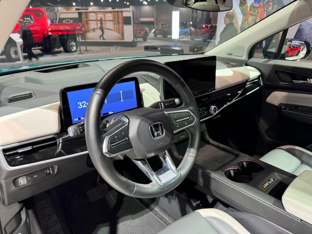 2024 Honda Prologue dashboard live image