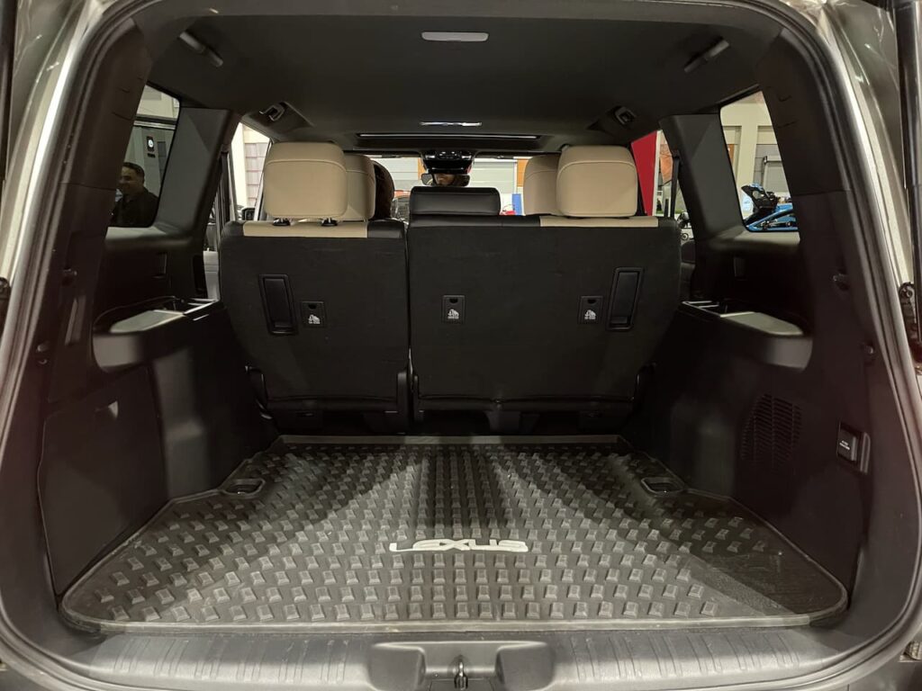 2024 Lexus GX cargo area live image