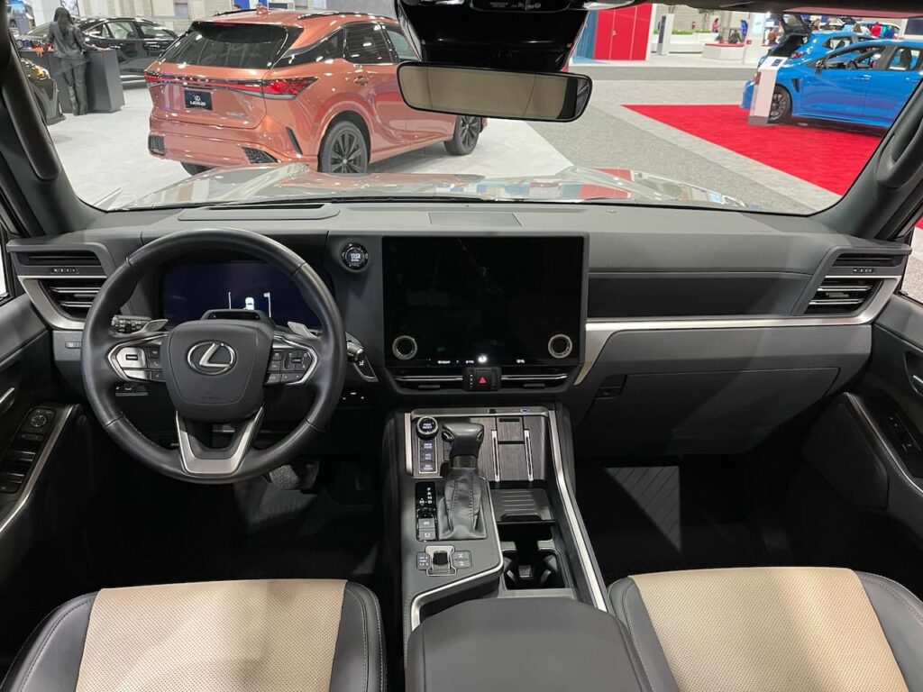 2024 Lexus GX interior live image