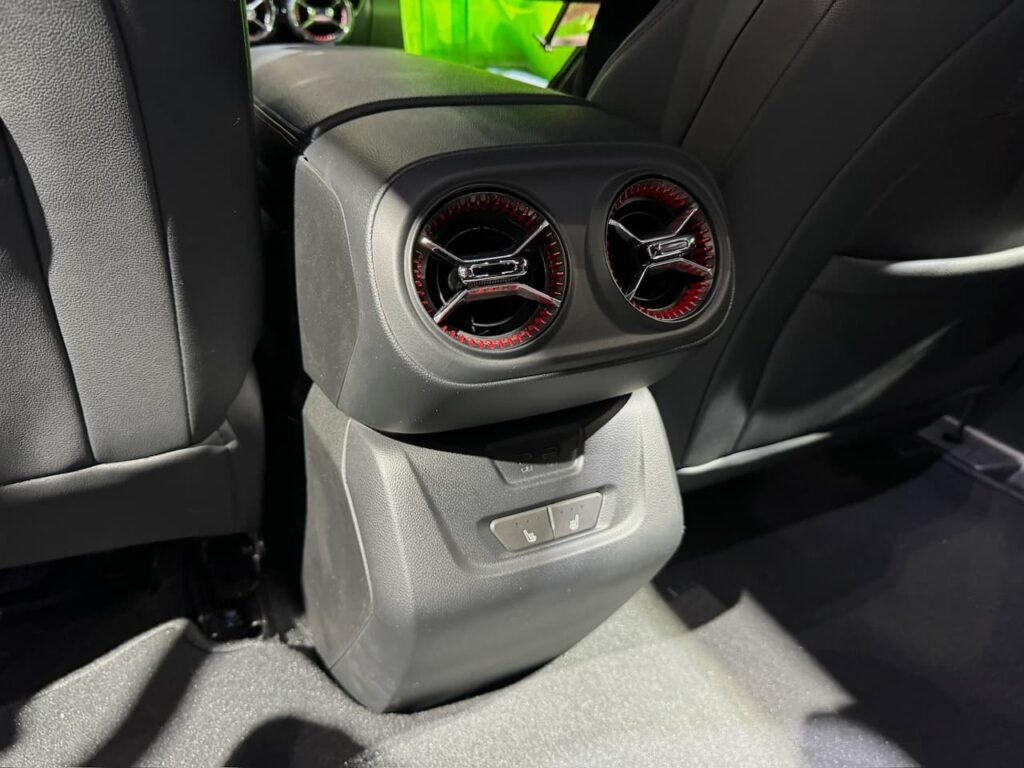 2024 Chevrolet Blazer EV RS AWD rear AC vent