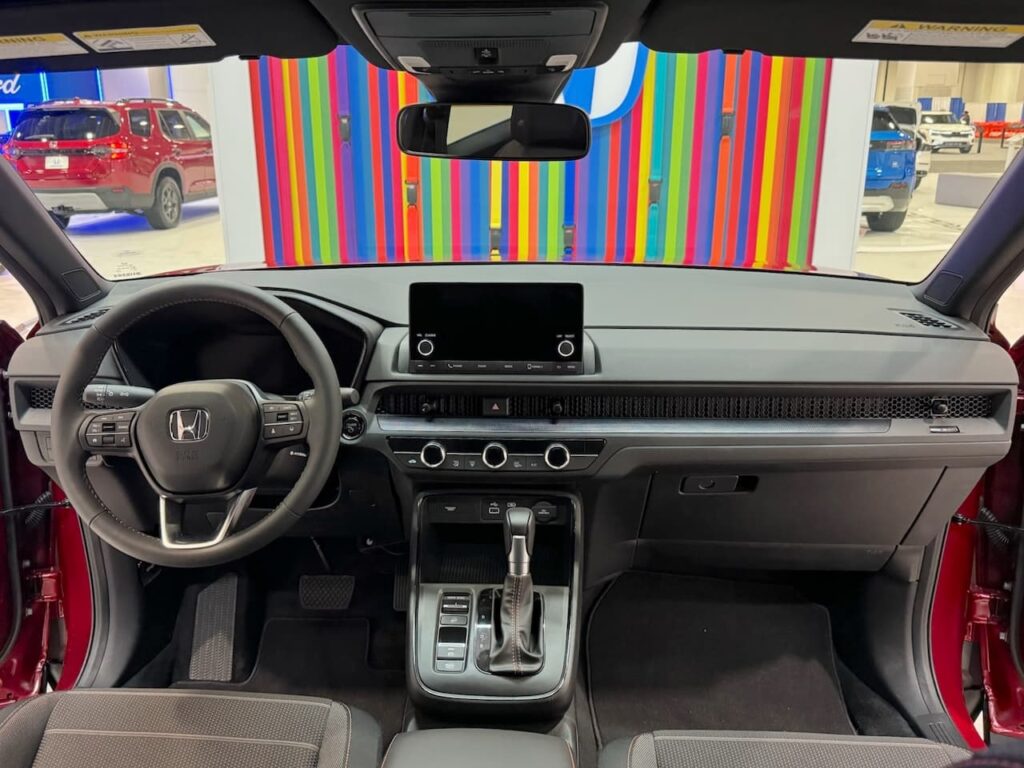2024 Honda CR-V Hybrid interior live image