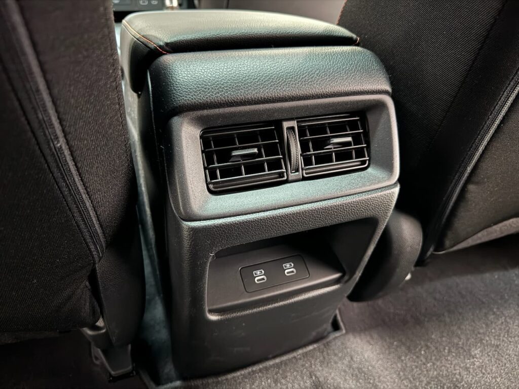 2024 Honda CR-V Hybrid rear AC vents