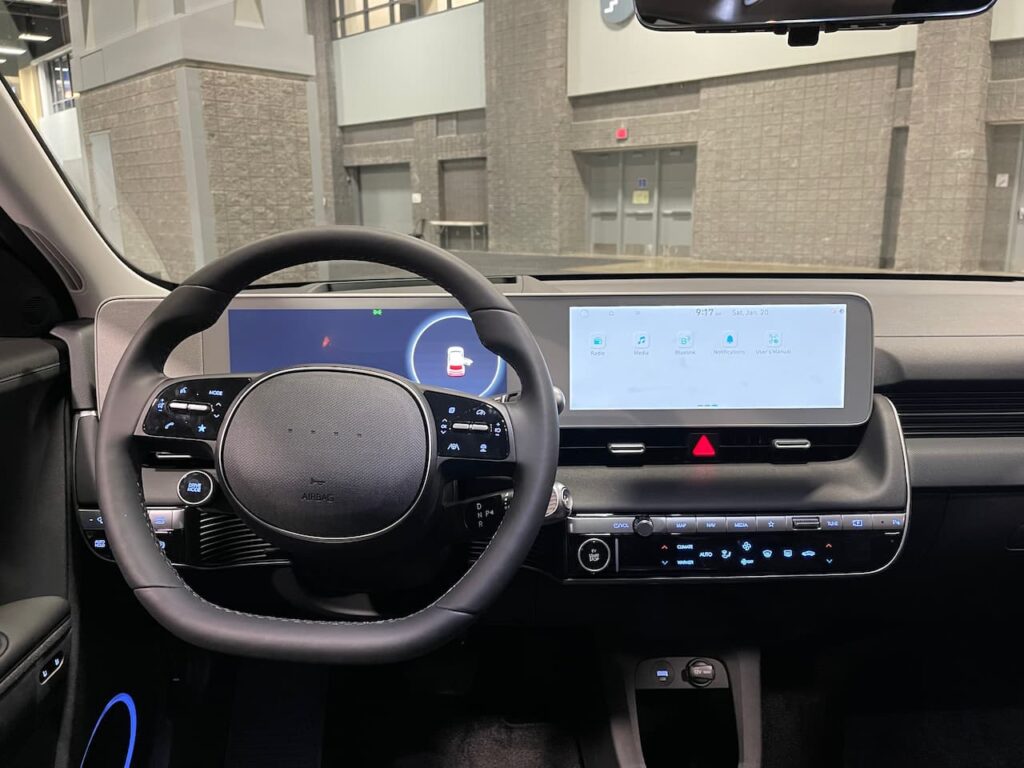 2024 Hyundai Ioniq 5 dashboard driver side