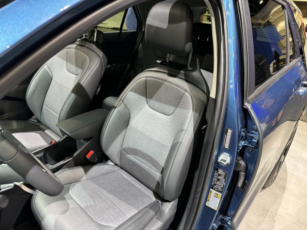 2024 Kia Niro Plug-in Hybrid front seats