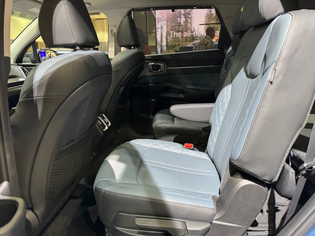 2025 Kia Sorento Hybrid second-row seat