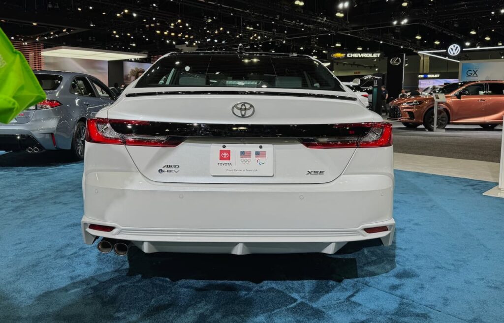 2025 Toyota Camry XSE AWD (Hybrid) body kit rear