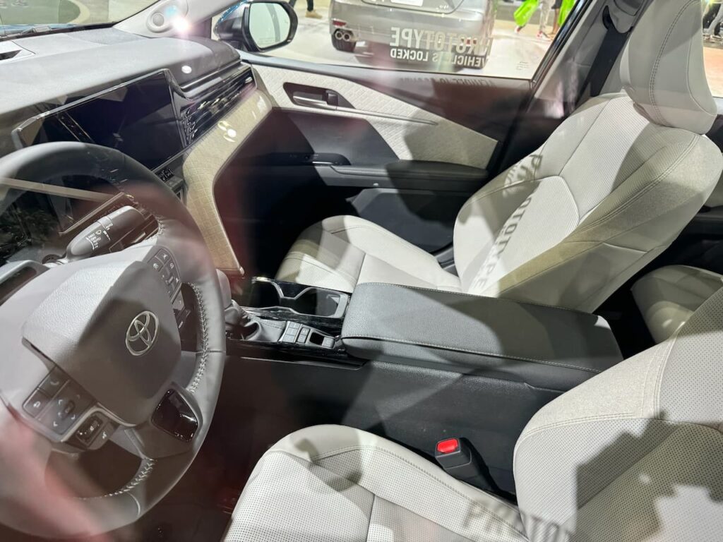 2025 Toyota Camry front seats