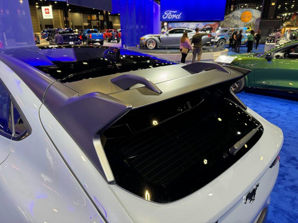 2024 Ford Mustang Mach-E Rally spoiler live image