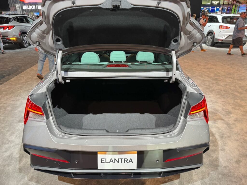 2024 Hyundai Elantra Hybrid trunk