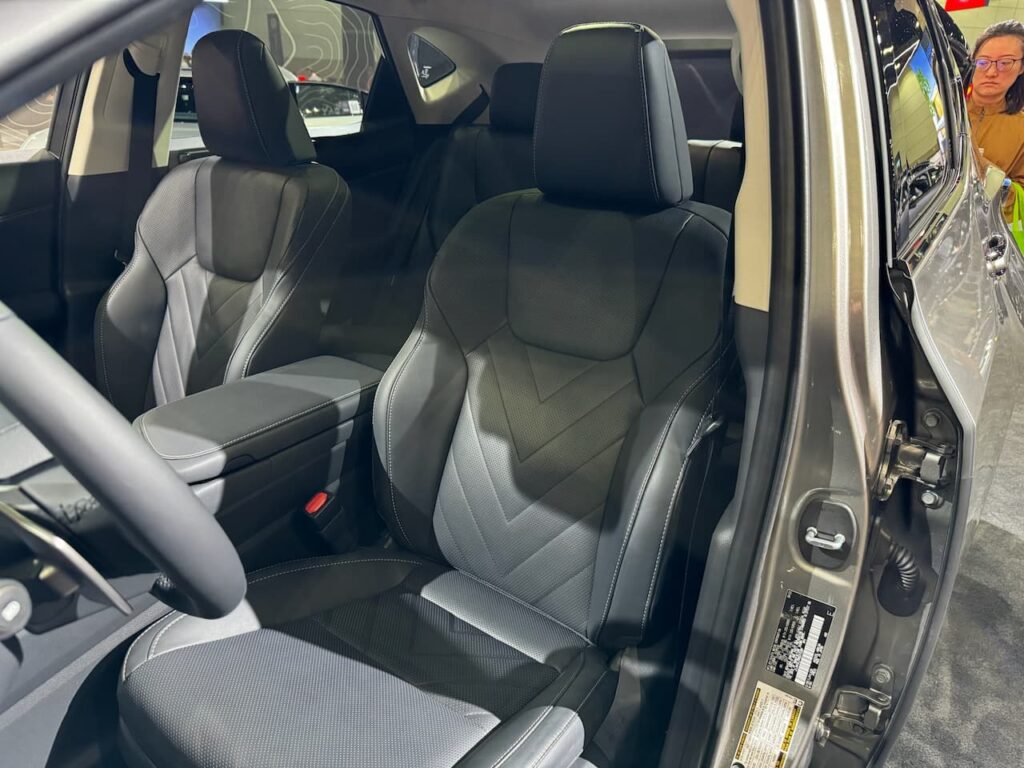 2024 Lexus NX Hybrid front seats