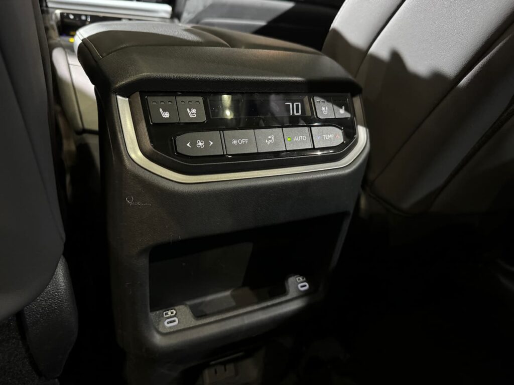 2024 Lexus TX Hybrid second-row heating ventilation climate controls