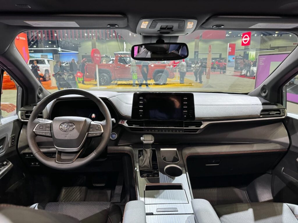 2024 Toyota Sienna XSE interior dashboard